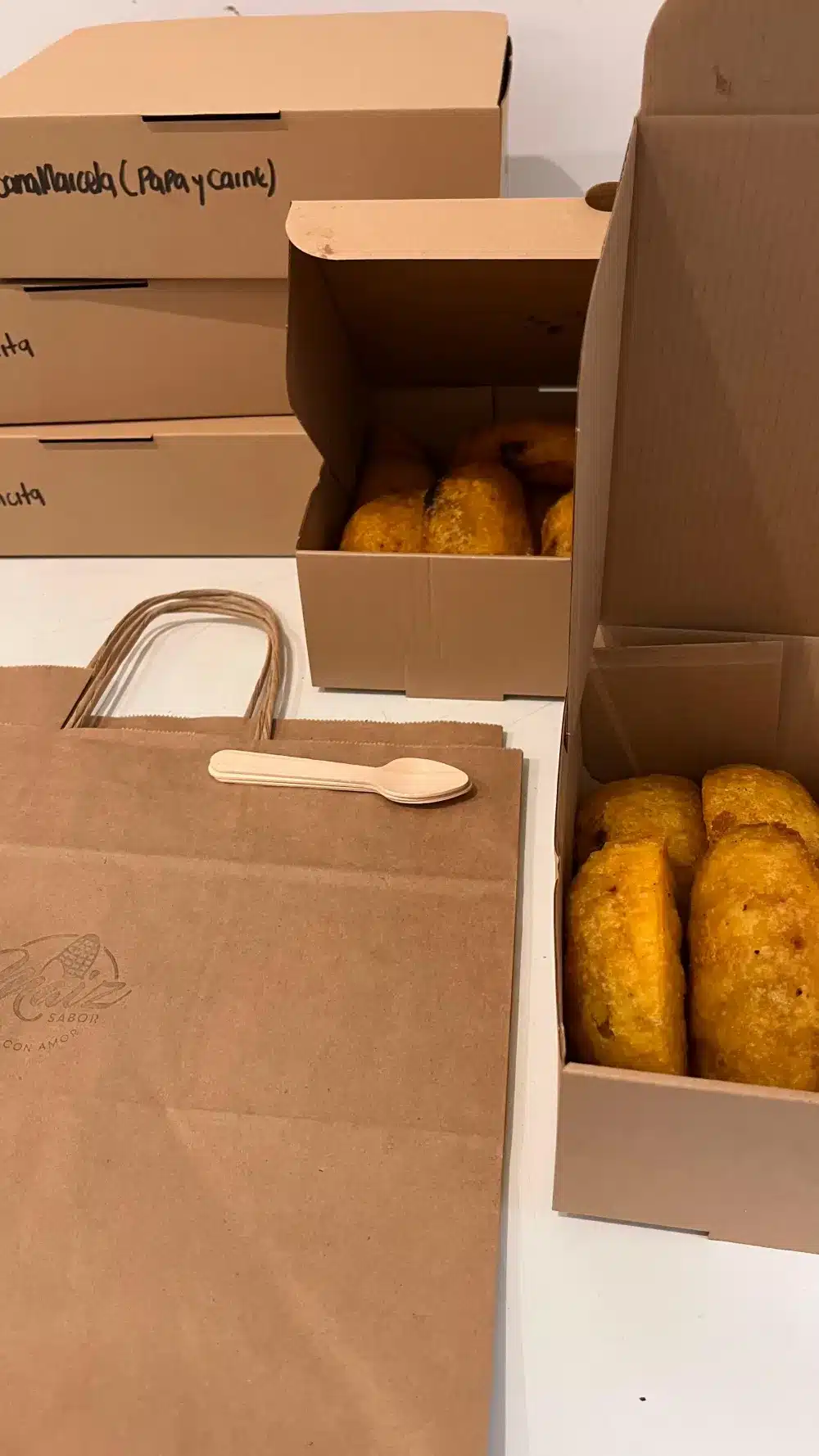 Caja de Empanadas Maiz Sabor